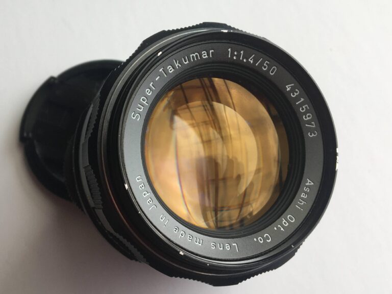 伝説級といわれるSuper-Takumar 1.4/50のレンズはオールドレンズ入門に最適