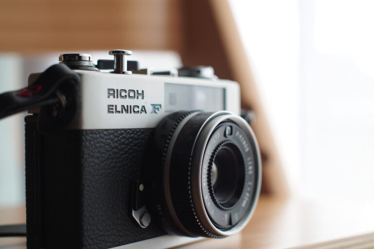 RICOH Elnica Fを購入｜生まれ年に発売されたフィルムカメラ