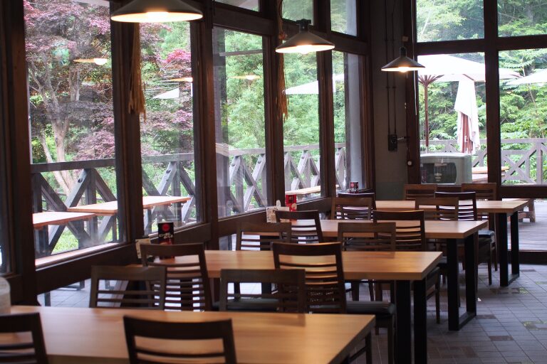 スパ羅漢の館内レストラン
